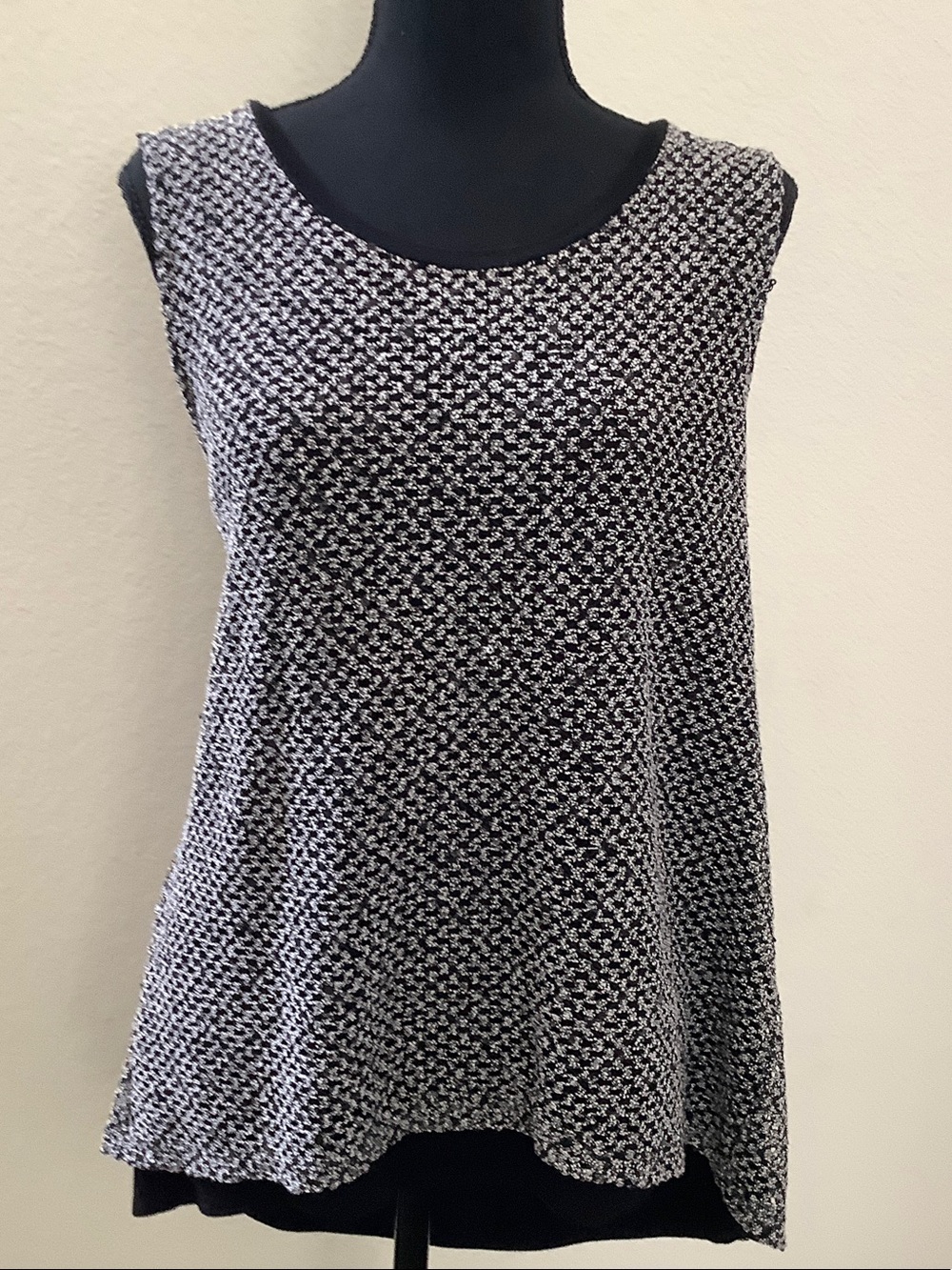 INC International Concepts Black and White Textured Swing Tank